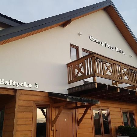Cztery Pory Roku Villa Сърбиново Екстериор снимка